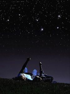 TopUniqueWaystosayPubliclyYourLove