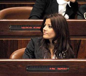 TopHottestPoliticiansintheWorld