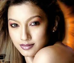 TopHottestItemGirlsinBollywood