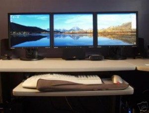 5 Large and Multiple display | Yina TopReasonswhyDesktopisBetterthanaLaptop