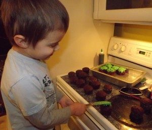 6 Try to do something special | Yina TopCutestThingsthatKidsdo